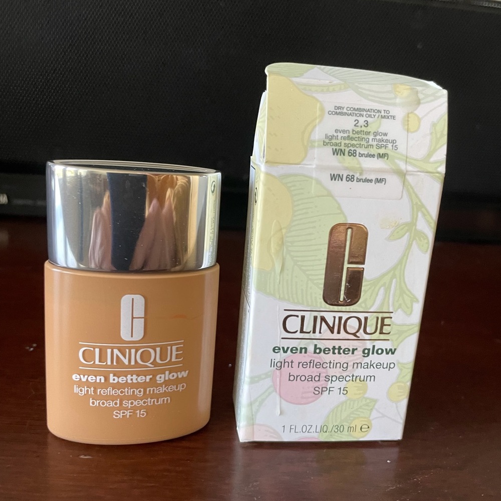 Clinique even better glow light reflecting makeup